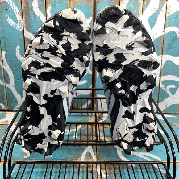 Adidas Freak Football Cleats Size 4 Black & White Lace-Up Design HP5962 - Picture 9 of 10